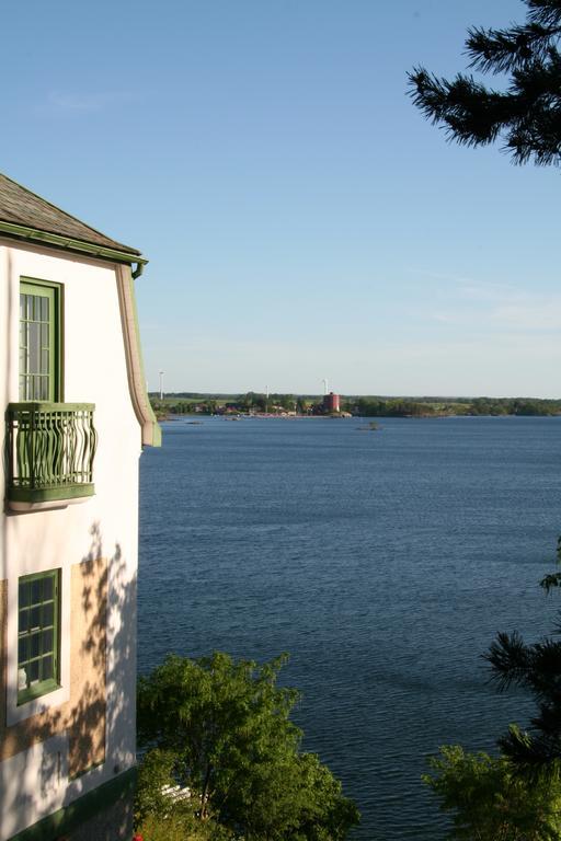 Ombergs Turisthotell Ödeshög Esterno foto